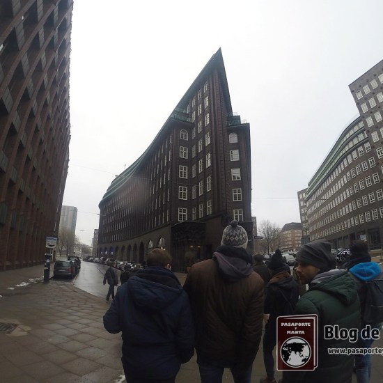 Chile House, edificio en forma de proa de barco.